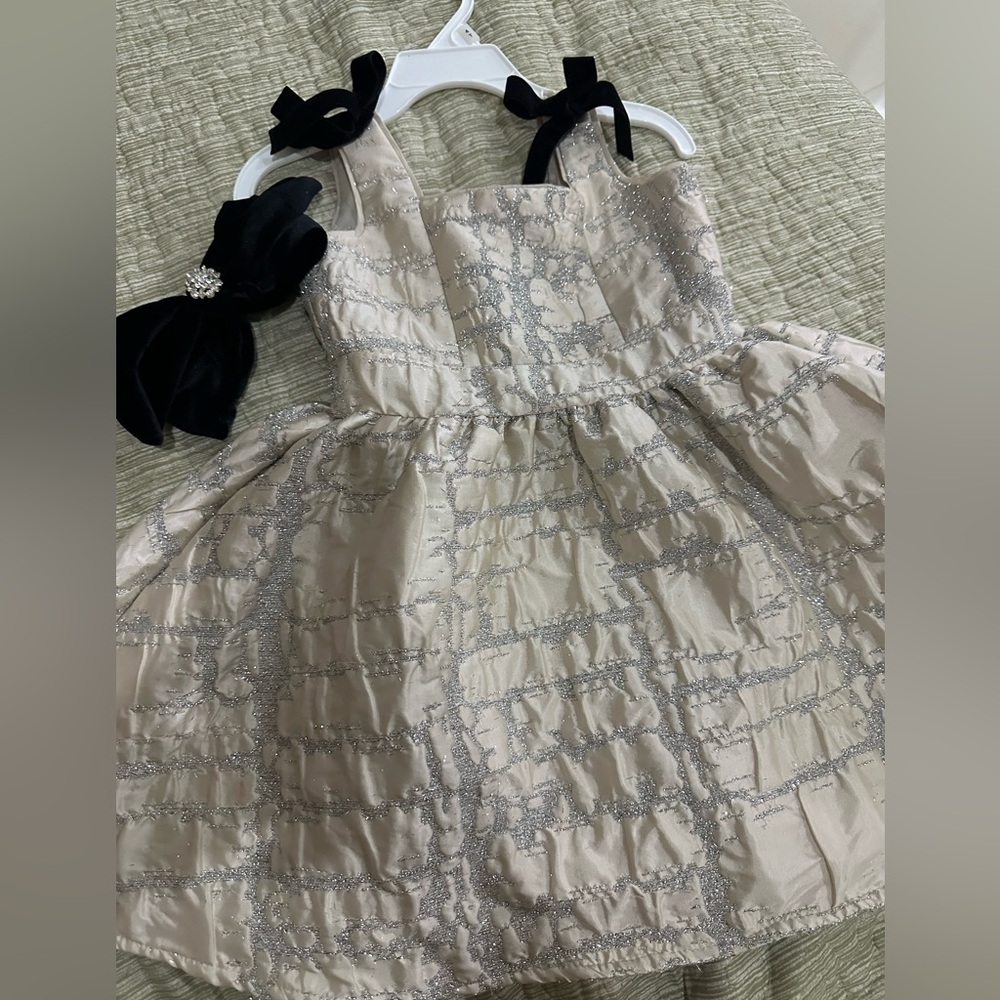 A Loves A Dress Toddler 4T